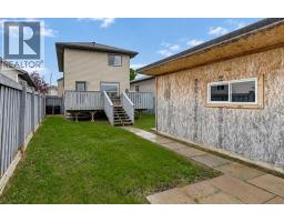 18 Pinnacle Street, Grande Prairie, AB T8W0A9 Photo 33