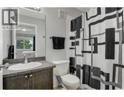 18 Pinnacle Street, Grande Prairie, AB T8W0A9 Photo 21