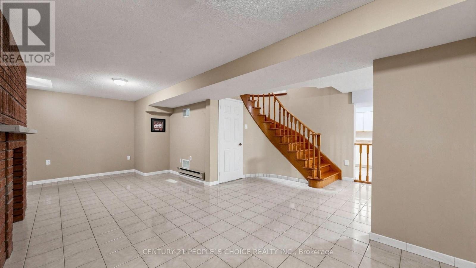 82 EMBASSY DRIVE - 21