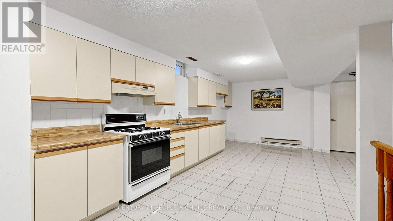 82 EMBASSY DRIVE - 23