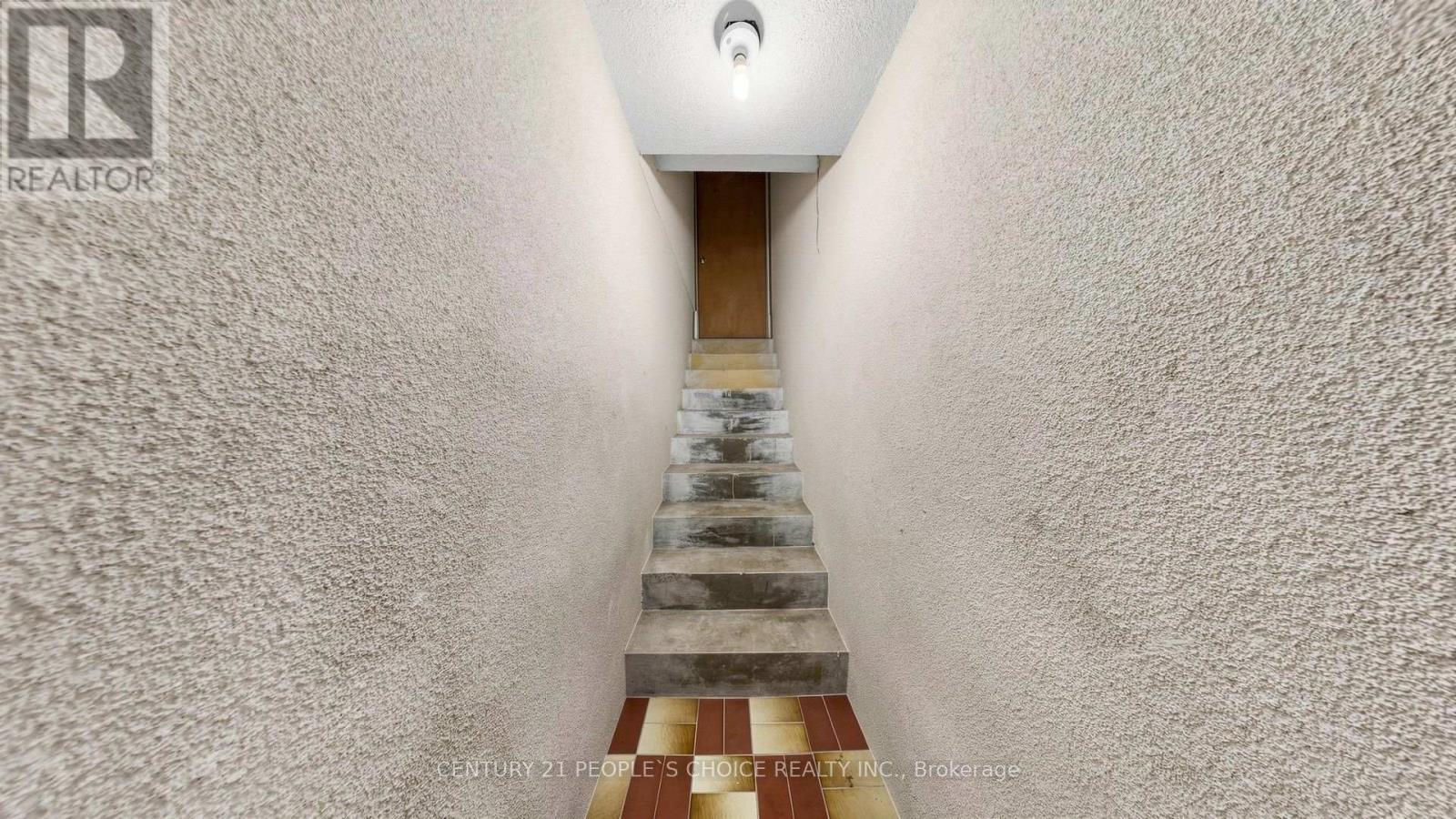 82 EMBASSY DRIVE - 27