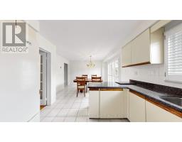82 Embassy Drive, Vaughan, ON L4L5A7 Photo 12