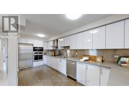 Family room - 1 Ray Street, Markham, ON L3R5X6 Photo 12