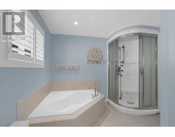 Laundry room - 2 Brown Wood Drive, Barrie, ON L4M6N4 Photo 7