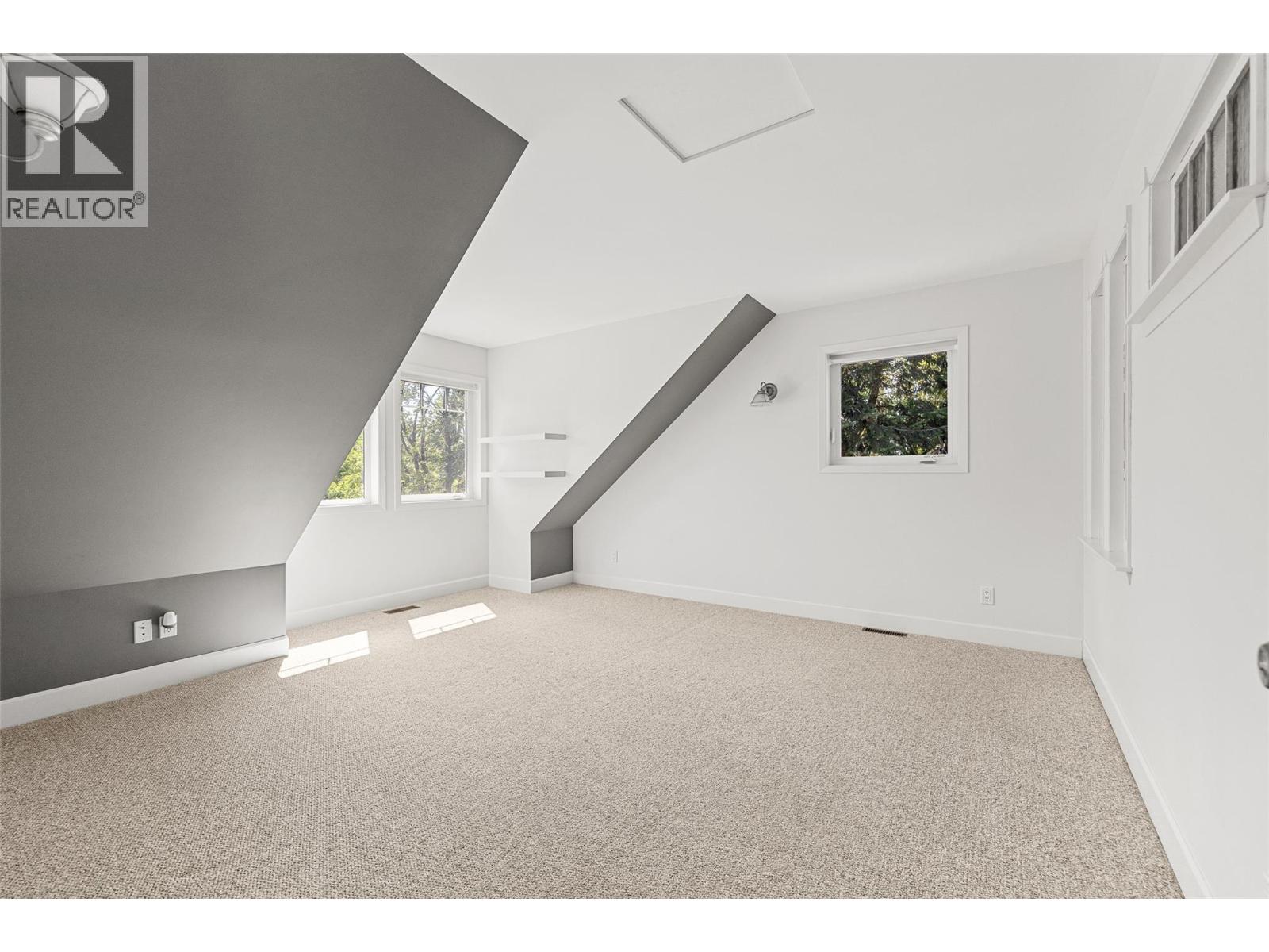 10421 Warren Road - 34