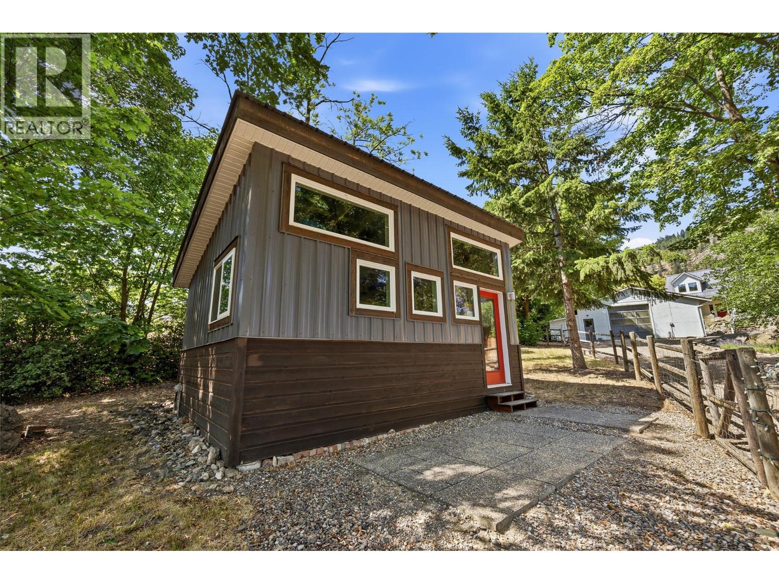 10421 Warren Road - Image 47