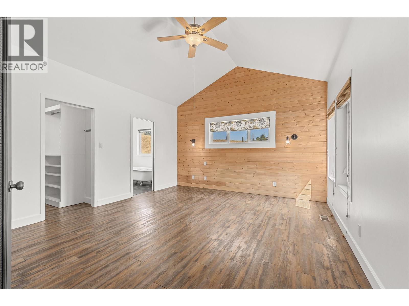 10421 Warren Road - 21