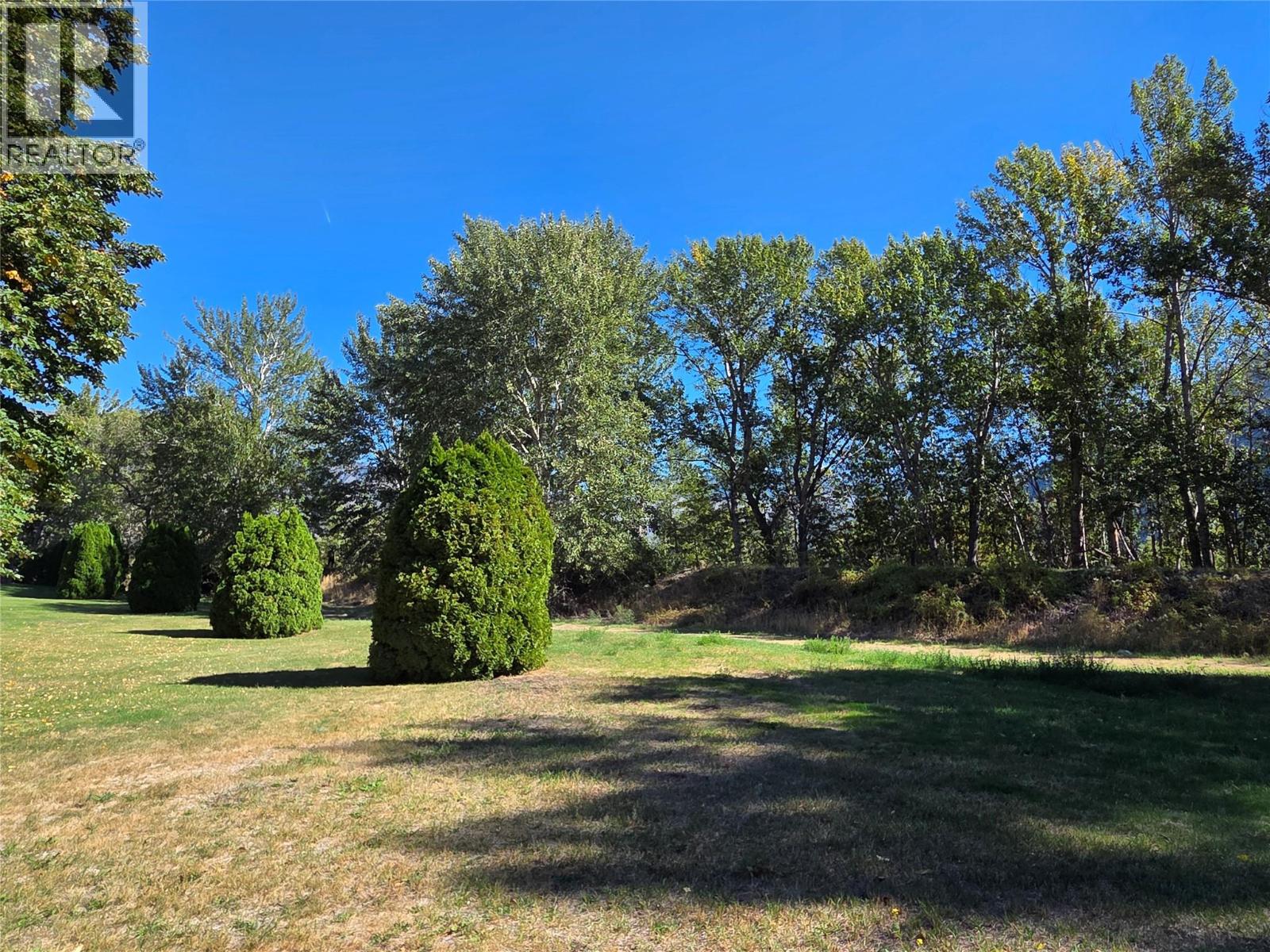 #16 815 11th Avenue - 29