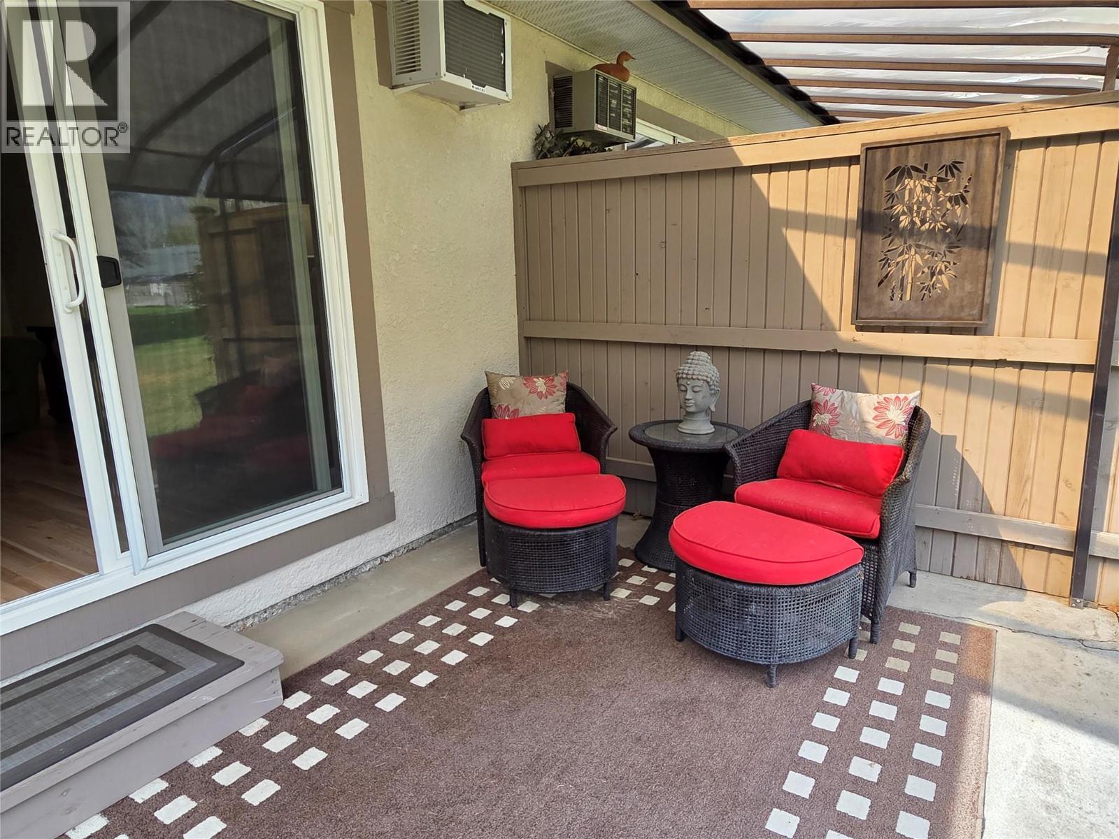 #16 815 11th Avenue - 10