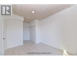 1 Vine Avenue, Toronto, ON M6P0C8 Photo 8