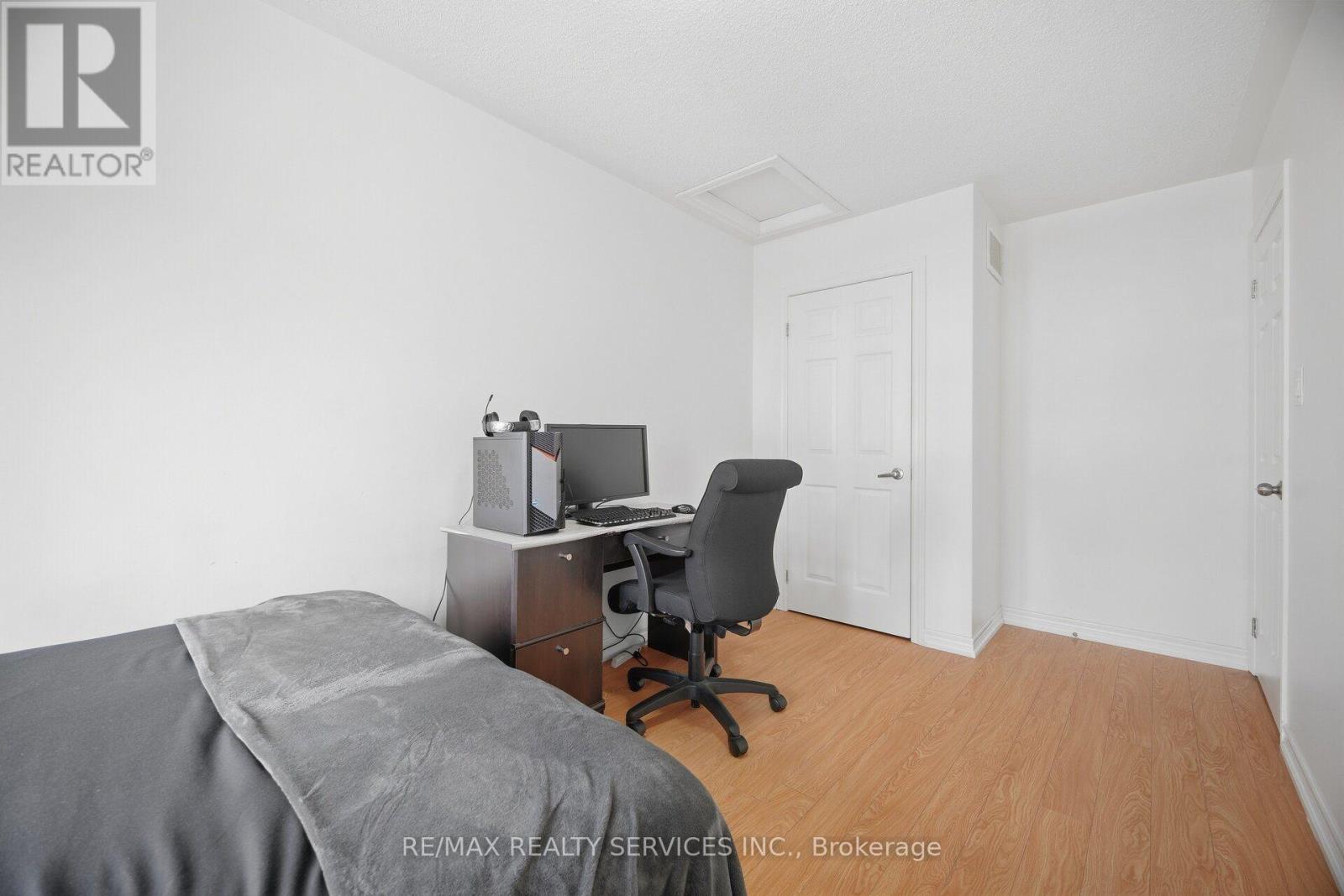 42- 7 Cedar Lake Crescent, Brampton, ON photo 33