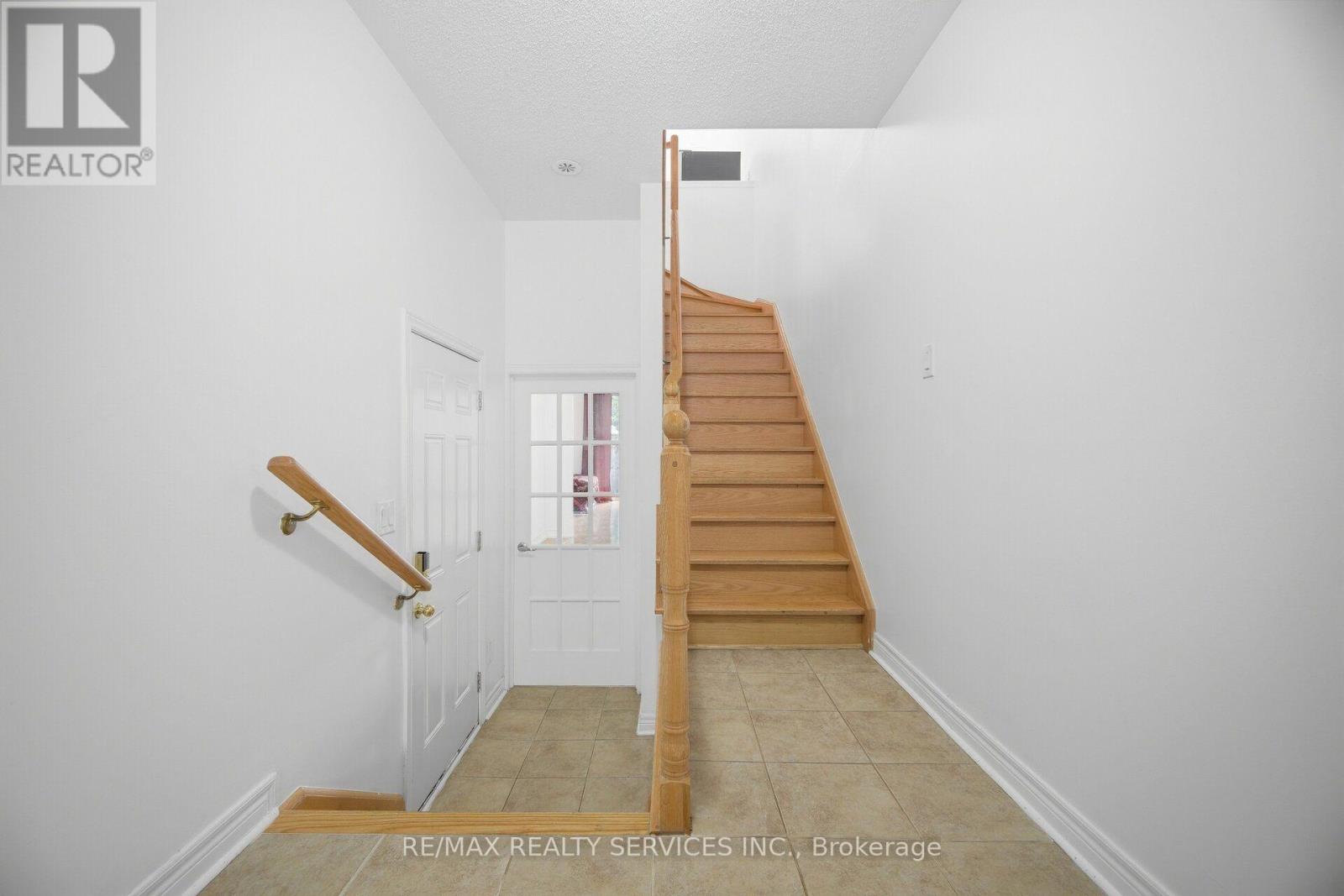 42- 7 Cedar Lake Crescent, Brampton, ON photo 37
