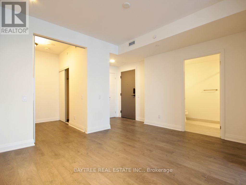 Photo of 4015 The Exchange