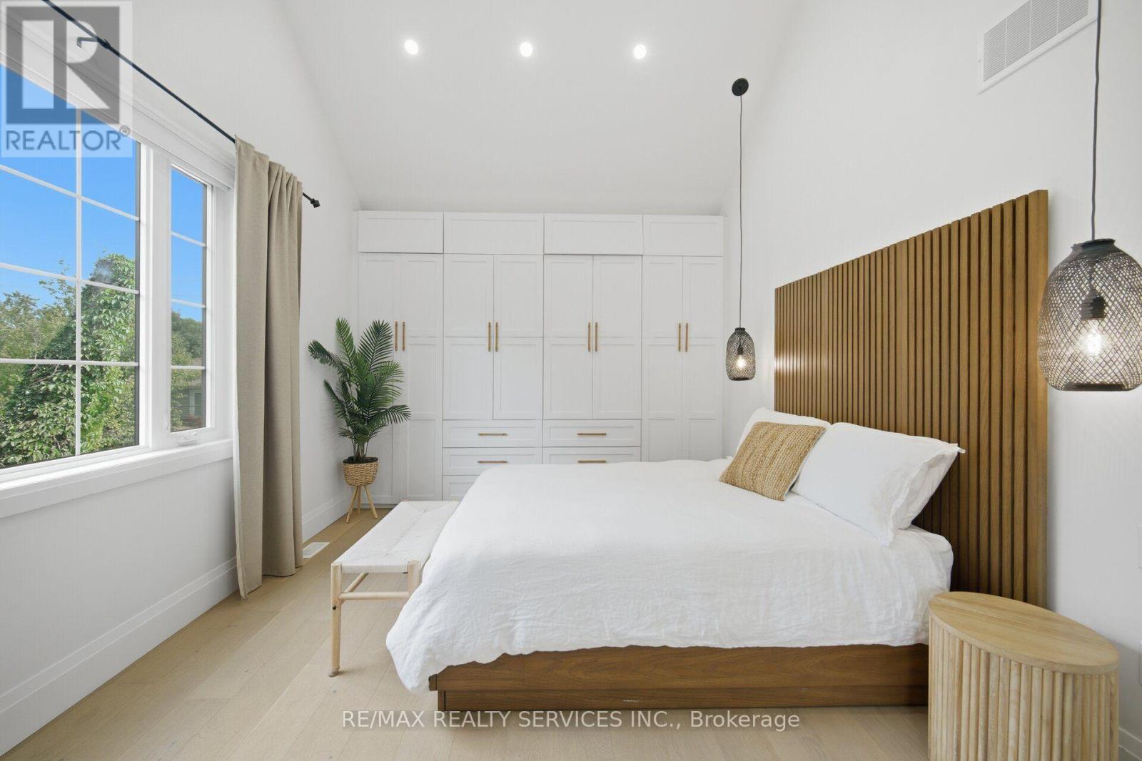 89 WILLOW STREET - Image 29