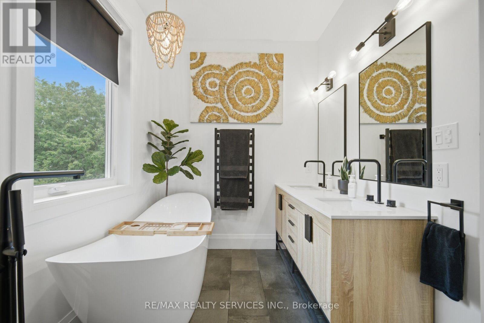 89 WILLOW STREET - Image 32
