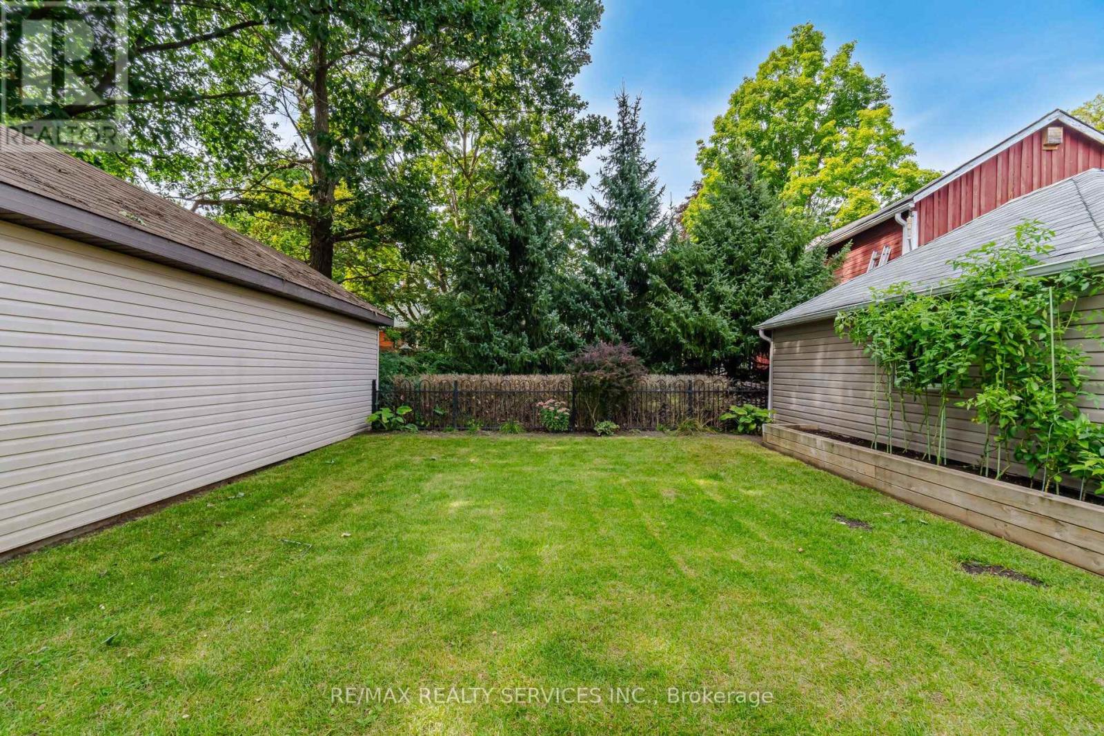 89 WILLOW STREET - Image 47
