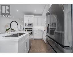 31 St.gaspar's Court, Toronto, ON M9L2J7 Photo 18