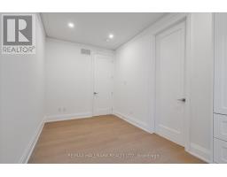 31 St.gaspar's Court, Toronto, ON M9L2J7 Photo 33