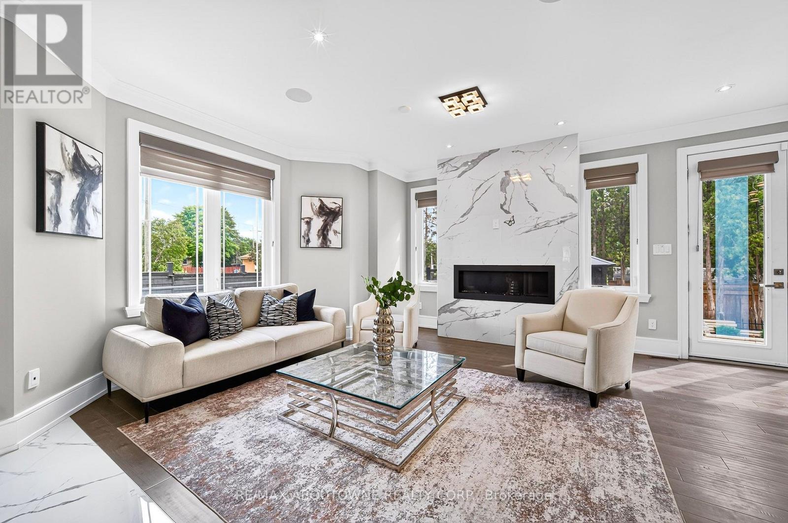 Photo of 408 SEABOURNE DRIVE