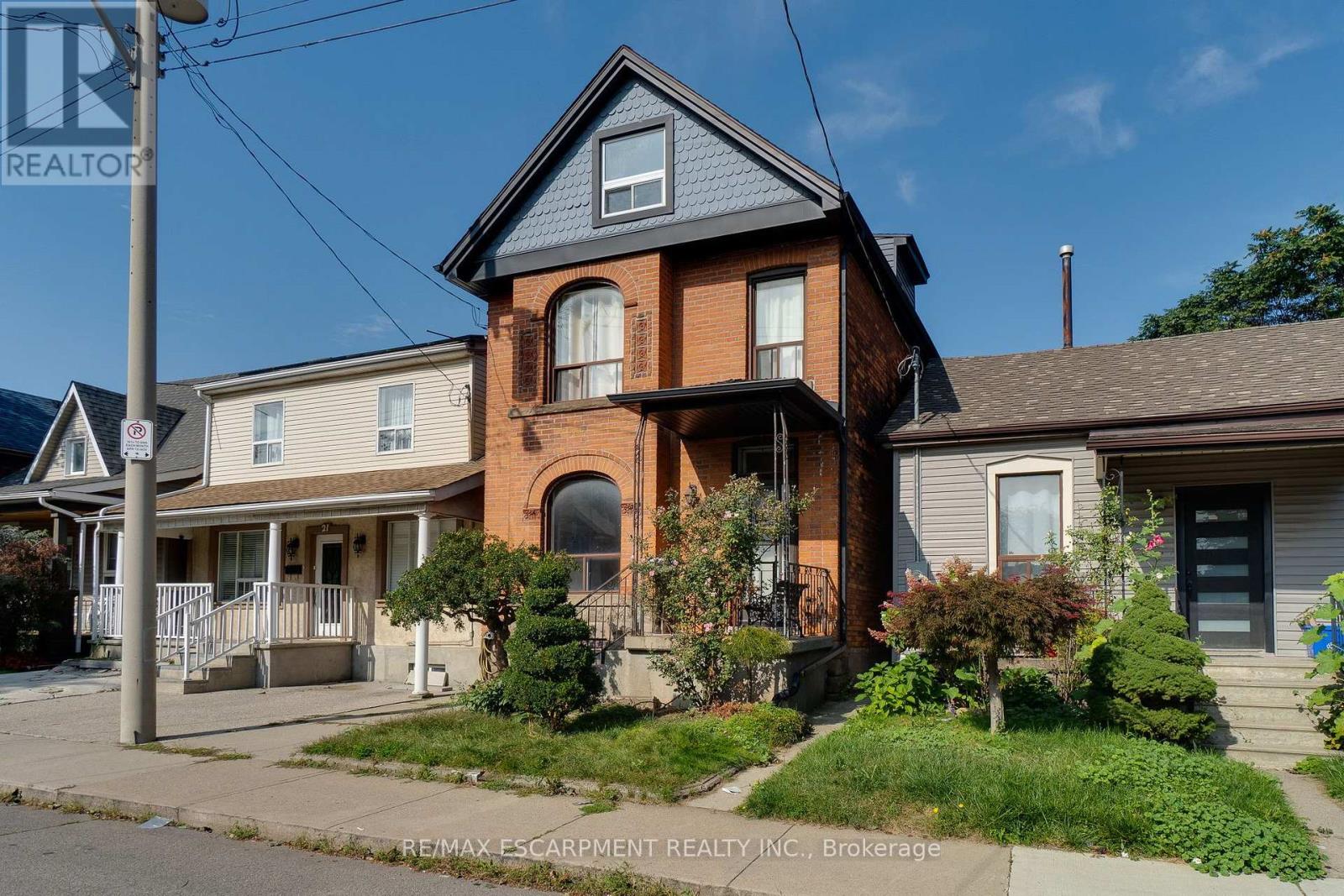23 OAK AVENUE - 3