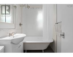 6474 Roslyn Road, Halifax, NS B3L2M7 Photo 21