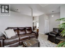 4pc Bathroom - 198 Cougar Way N, Lethbridge, AB T1H6P4 Photo 6