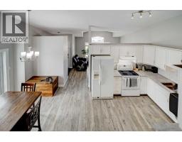 198 Cougar Way N, Lethbridge, AB T1H6P4 Photo 12
