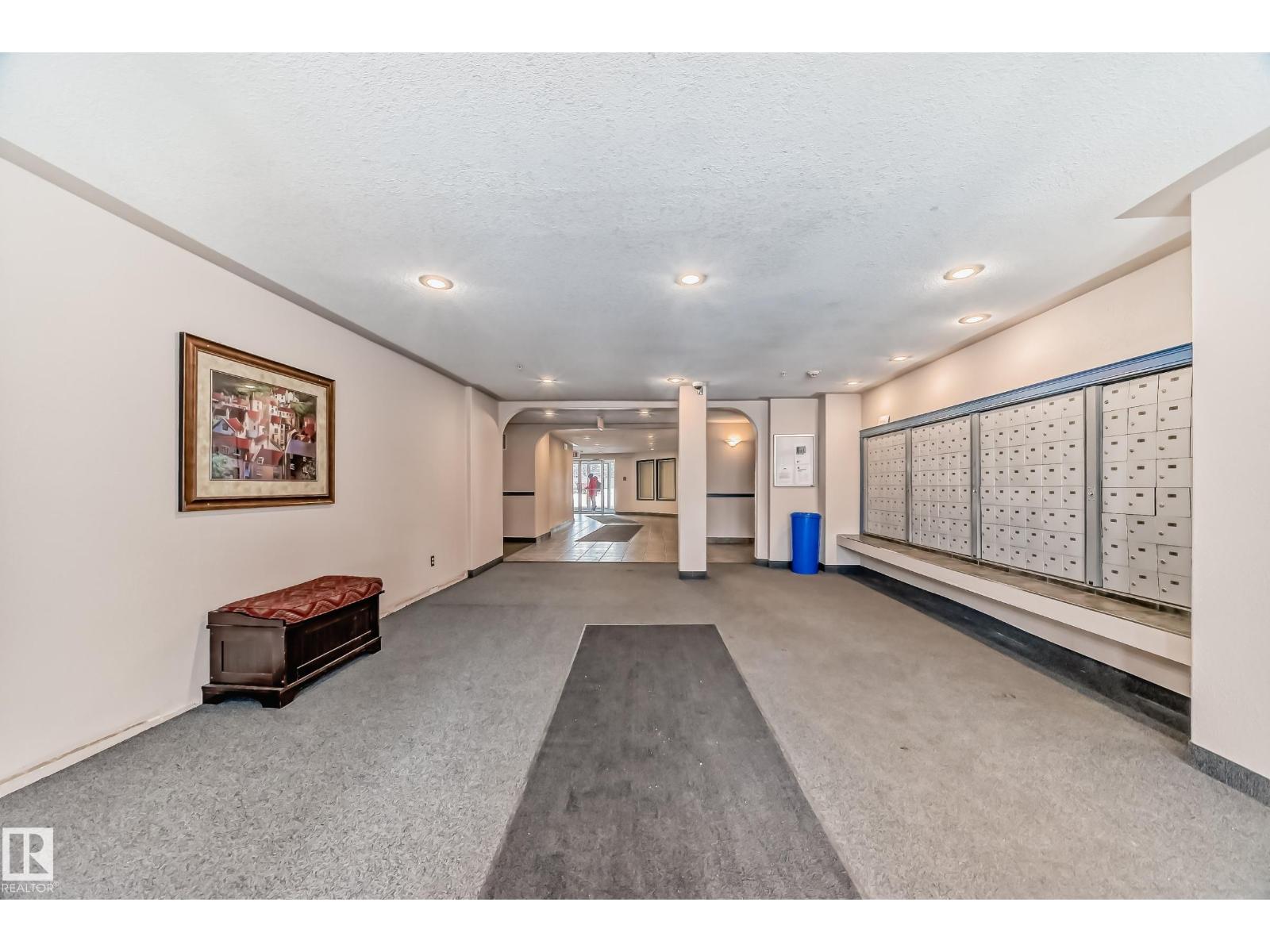 #112 11325 83 ST NW - 38