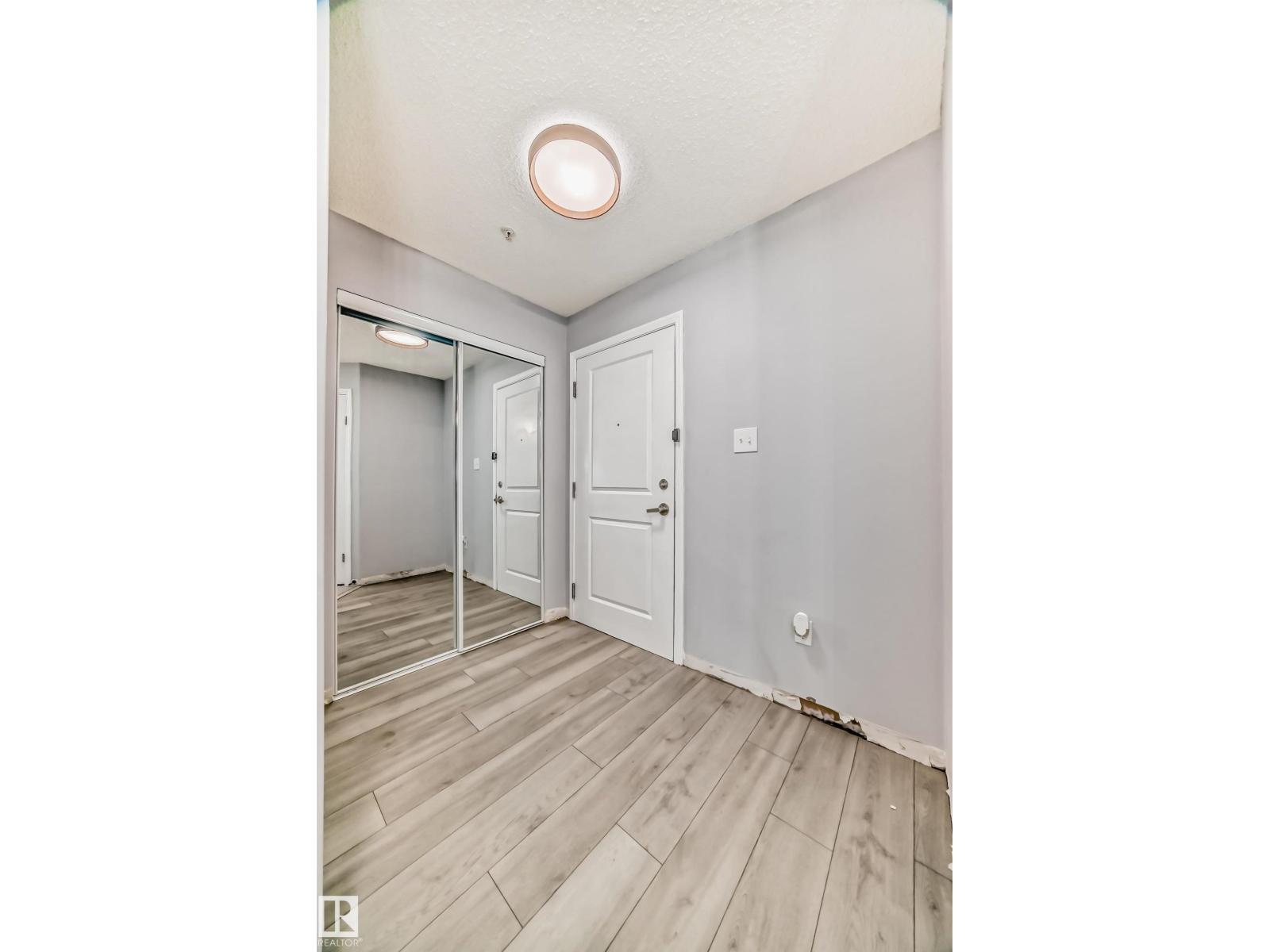 #112 11325 83 ST NW - 3