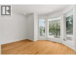 4828 20 Avenue NW - photo 10
