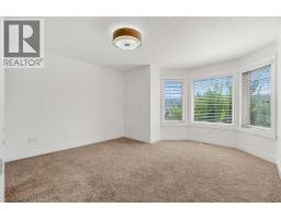 4828 20 Avenue NW - photo 18
