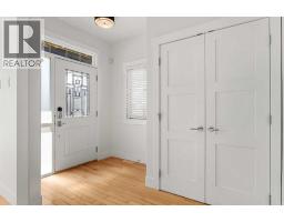 4828 20 Avenue NW - photo 9