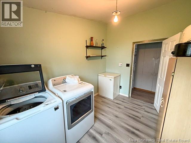 93 Hillcrest Avenue - Image 31