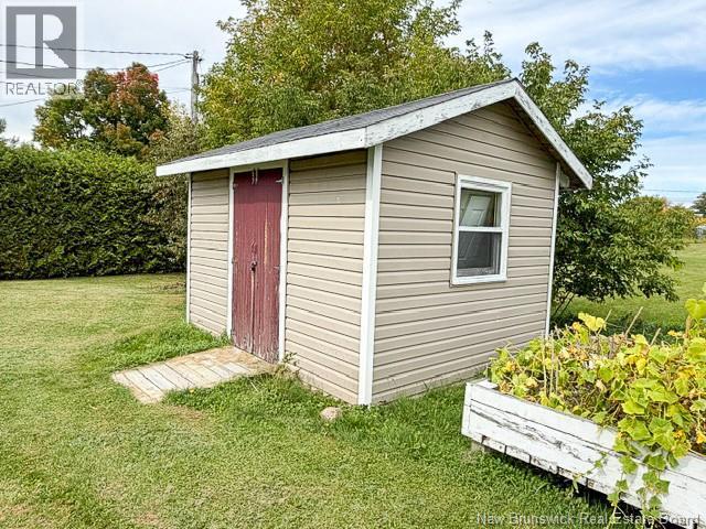 93 Hillcrest Avenue - Image 40