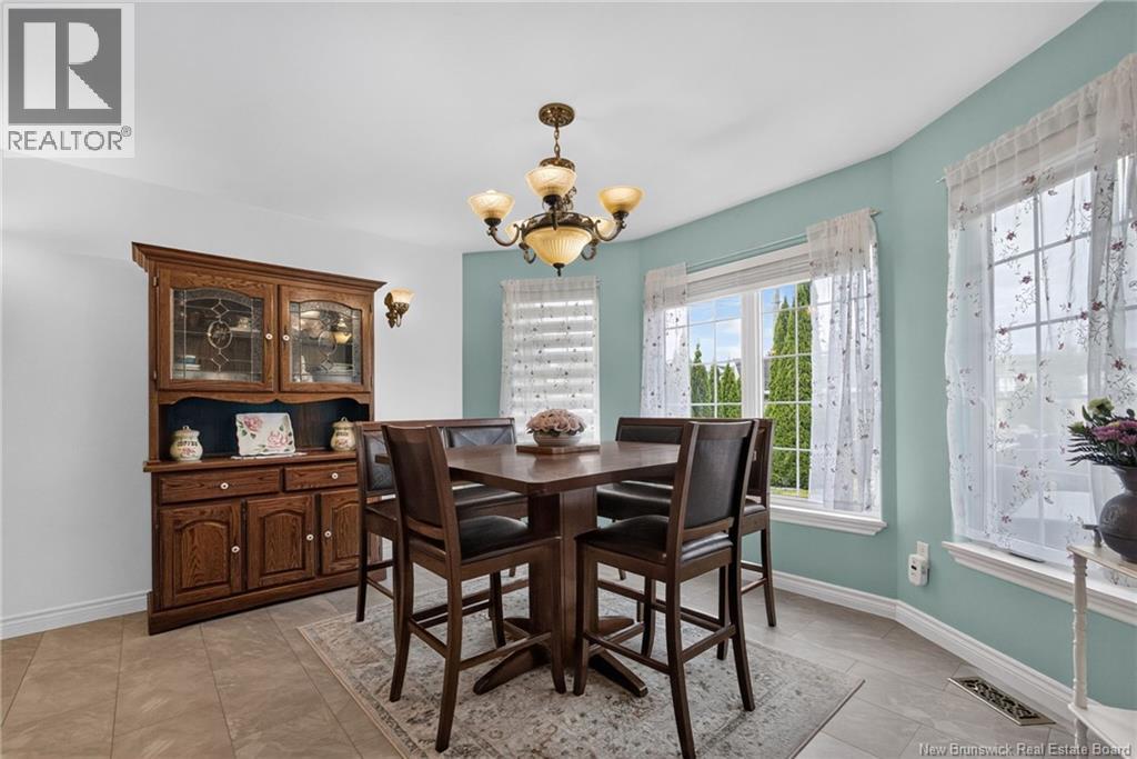 218 Riverside Drive - 11