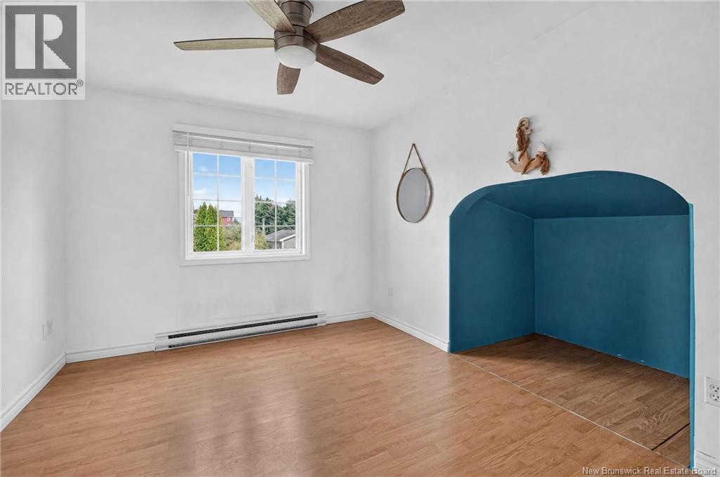 218 Riverside Drive - 34