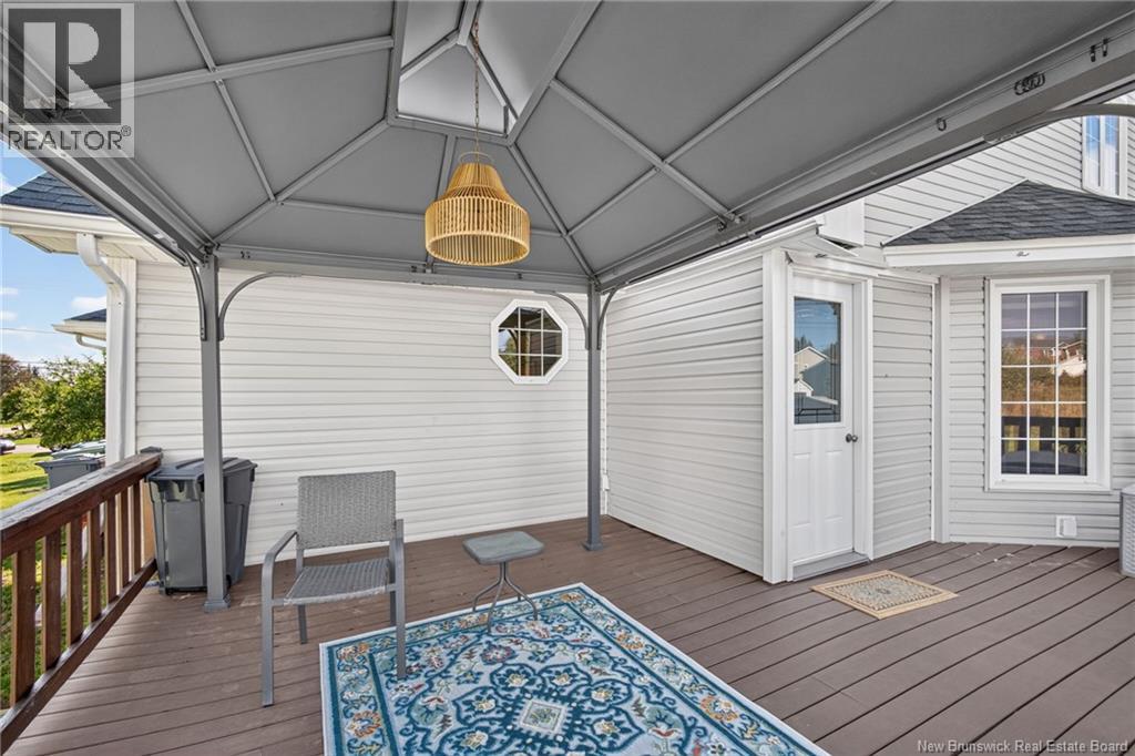 218 Riverside Drive - 42