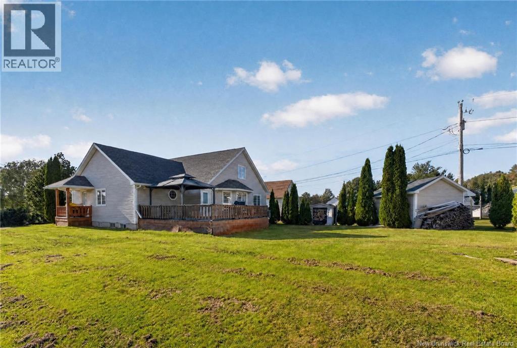 218 Riverside Drive - Image 45