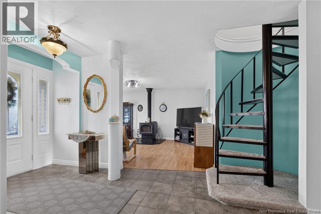 218 Riverside Drive - 5
