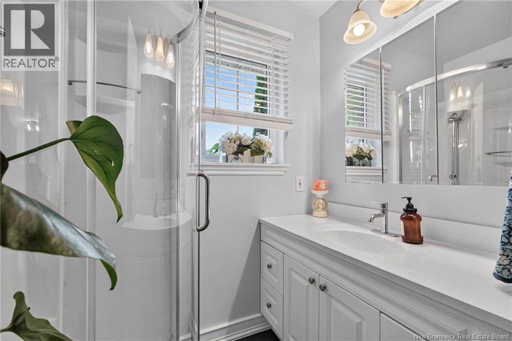 218 Riverside Drive - 9