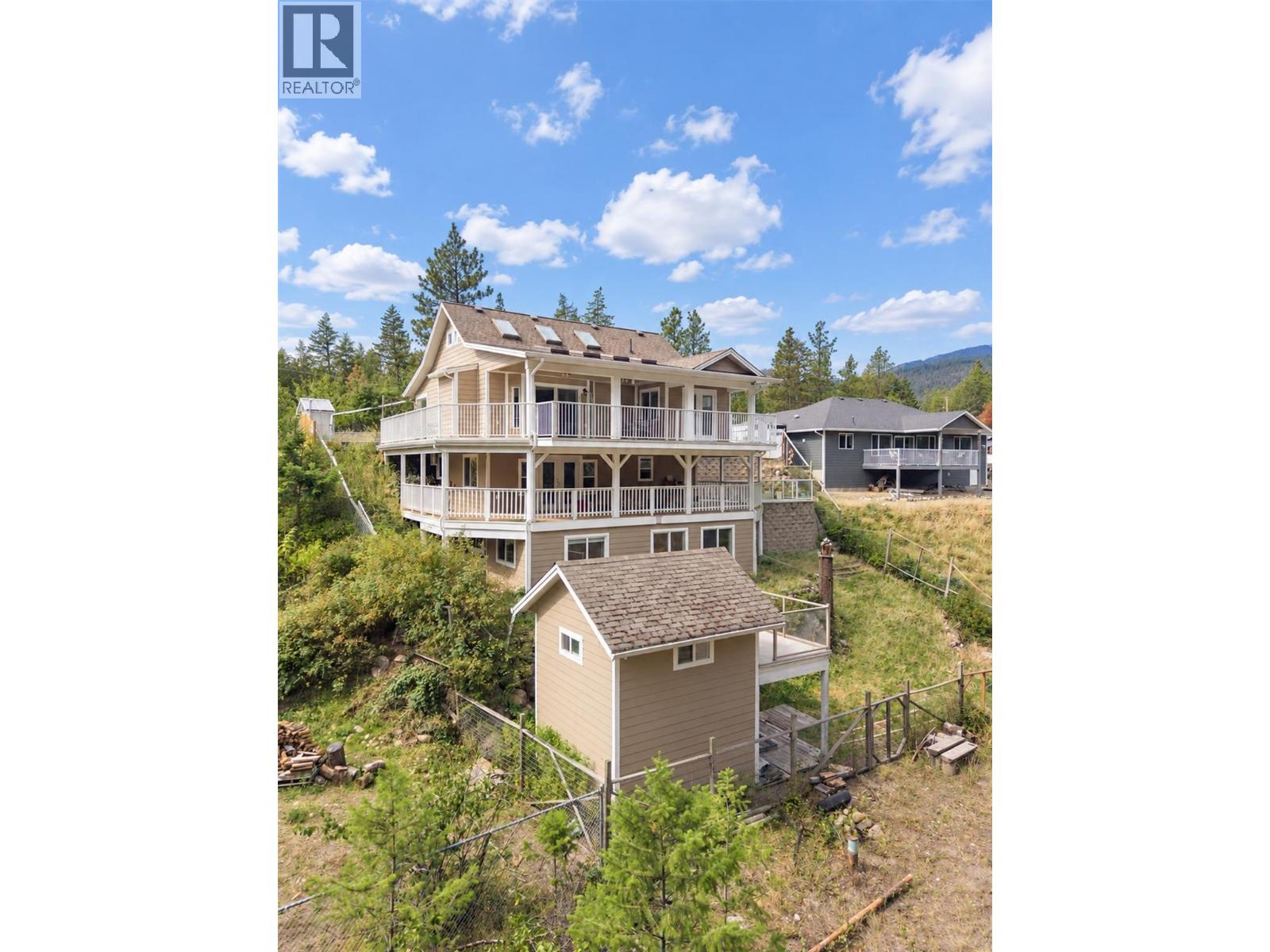 674 Muir Road - 6