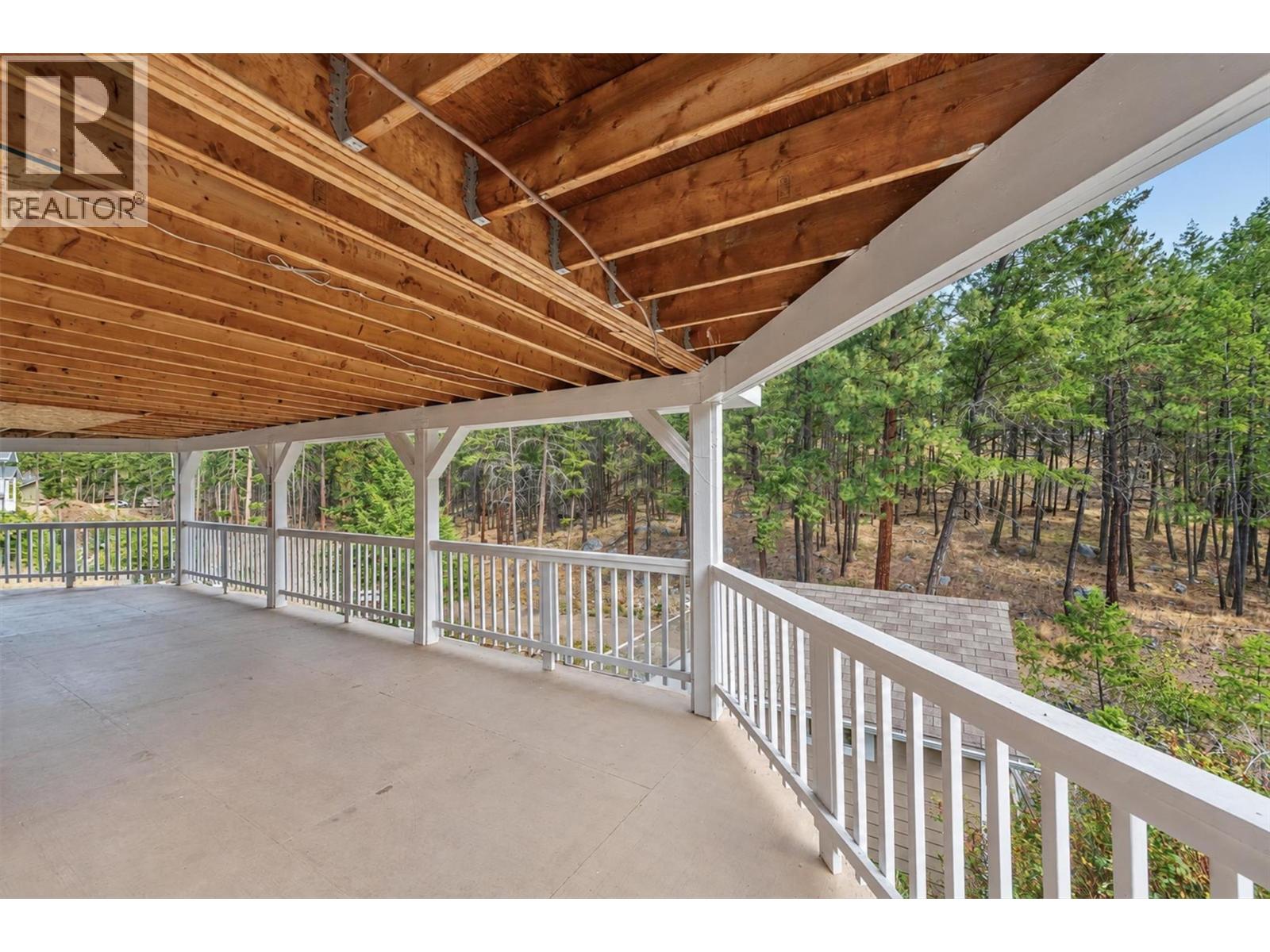 674 Muir Road - 37