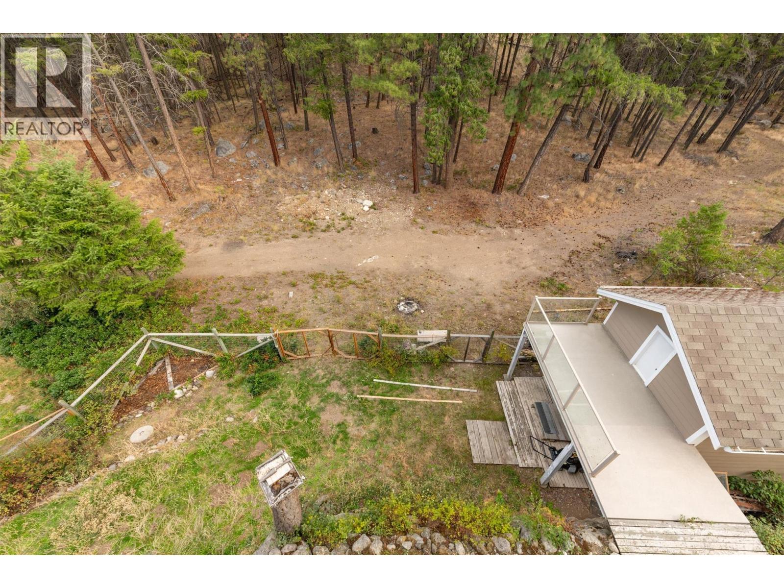 674 Muir Road - 24