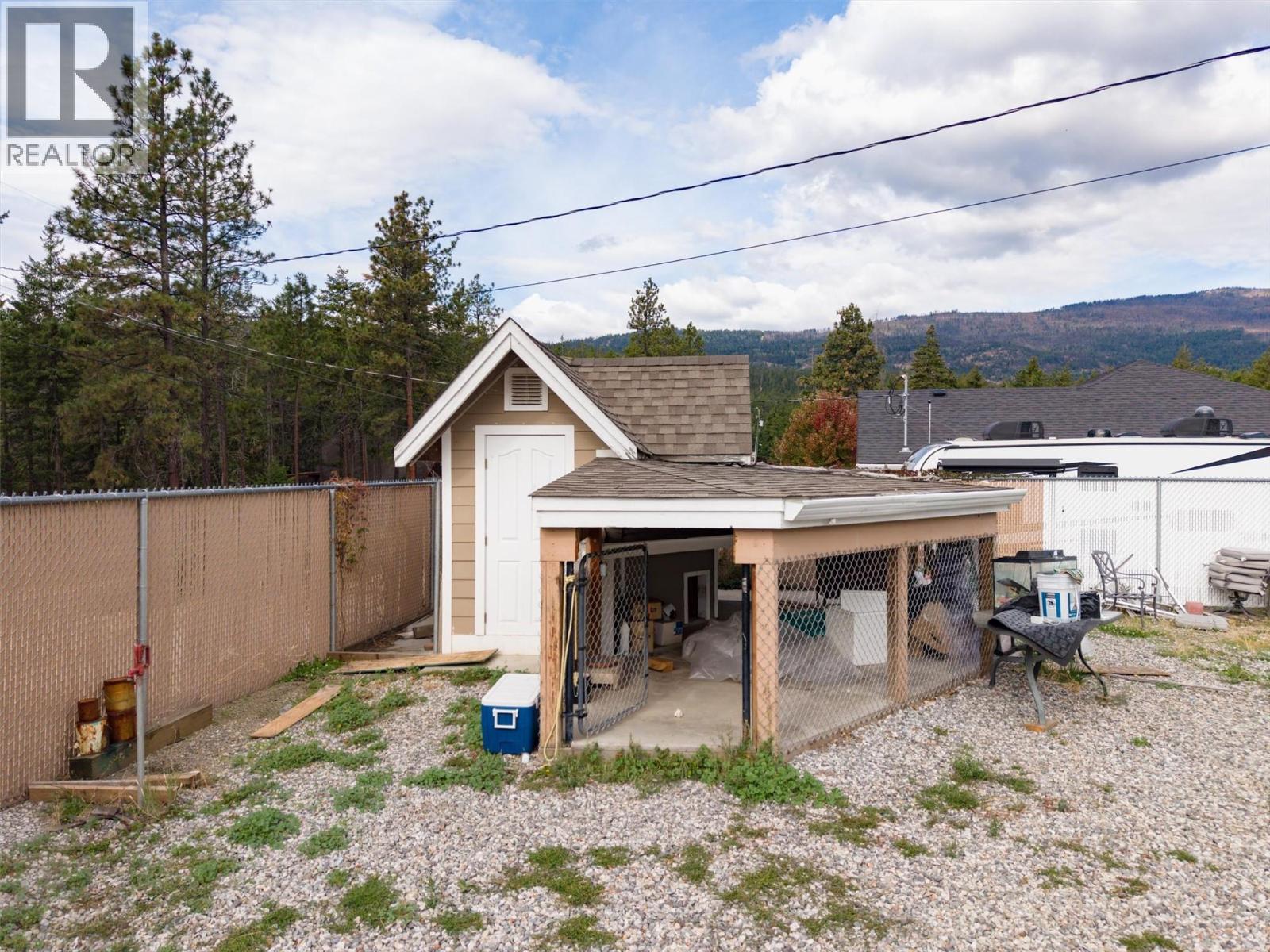 674 Muir Road - 53