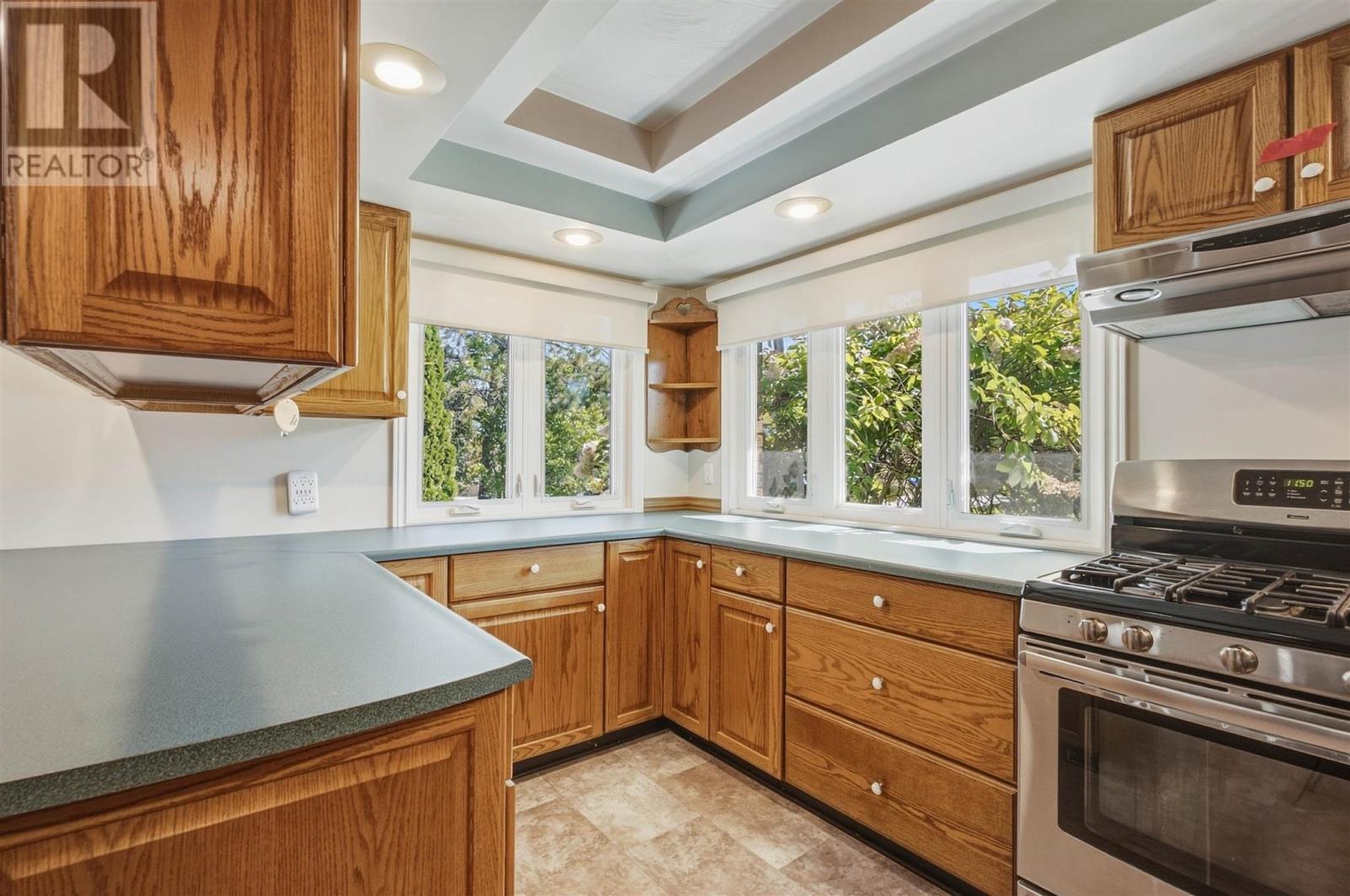 37 Huron AVE - 7