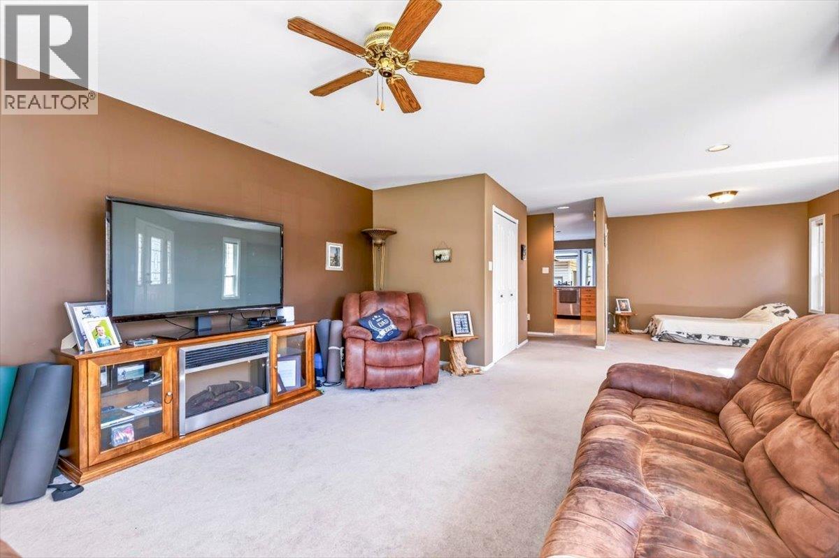 1122 11th Avenue - Image 19