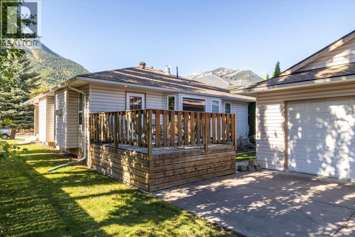 1122 11th Avenue - Image 4