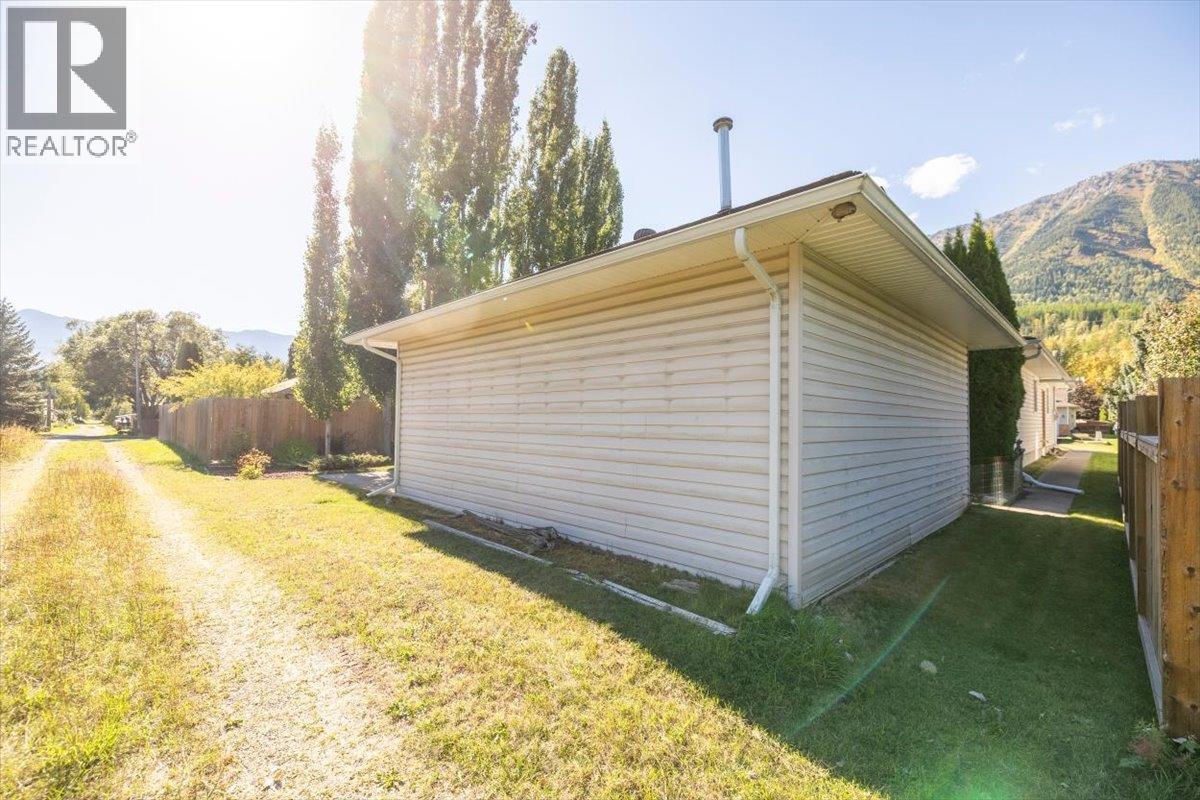 1122 11th Avenue - Image 61