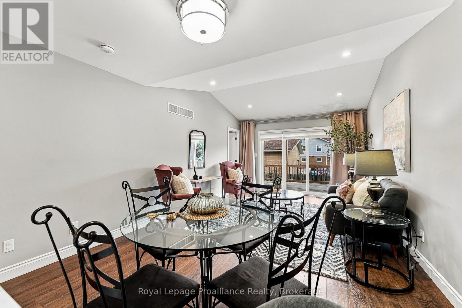 8 FERRIS COURT - Image 13