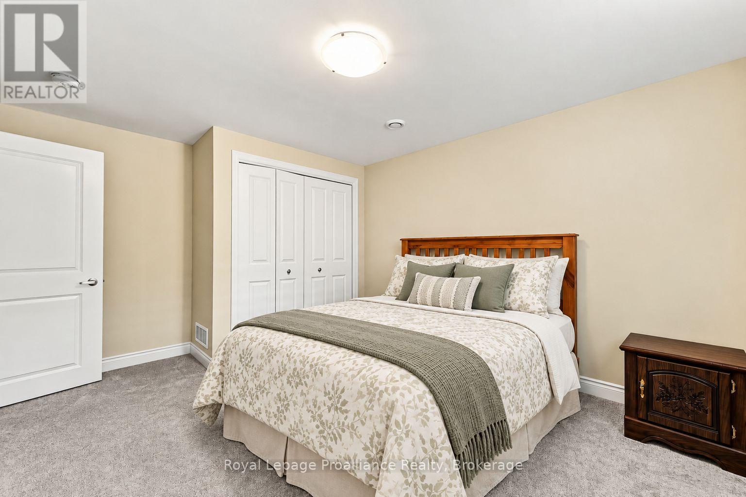 8 FERRIS COURT - Image 32